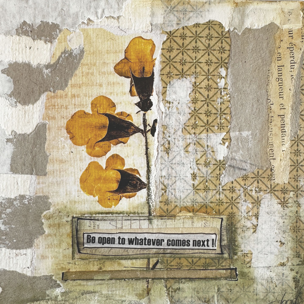 Collage mit gelben Blüten und poetischem Schriftzug